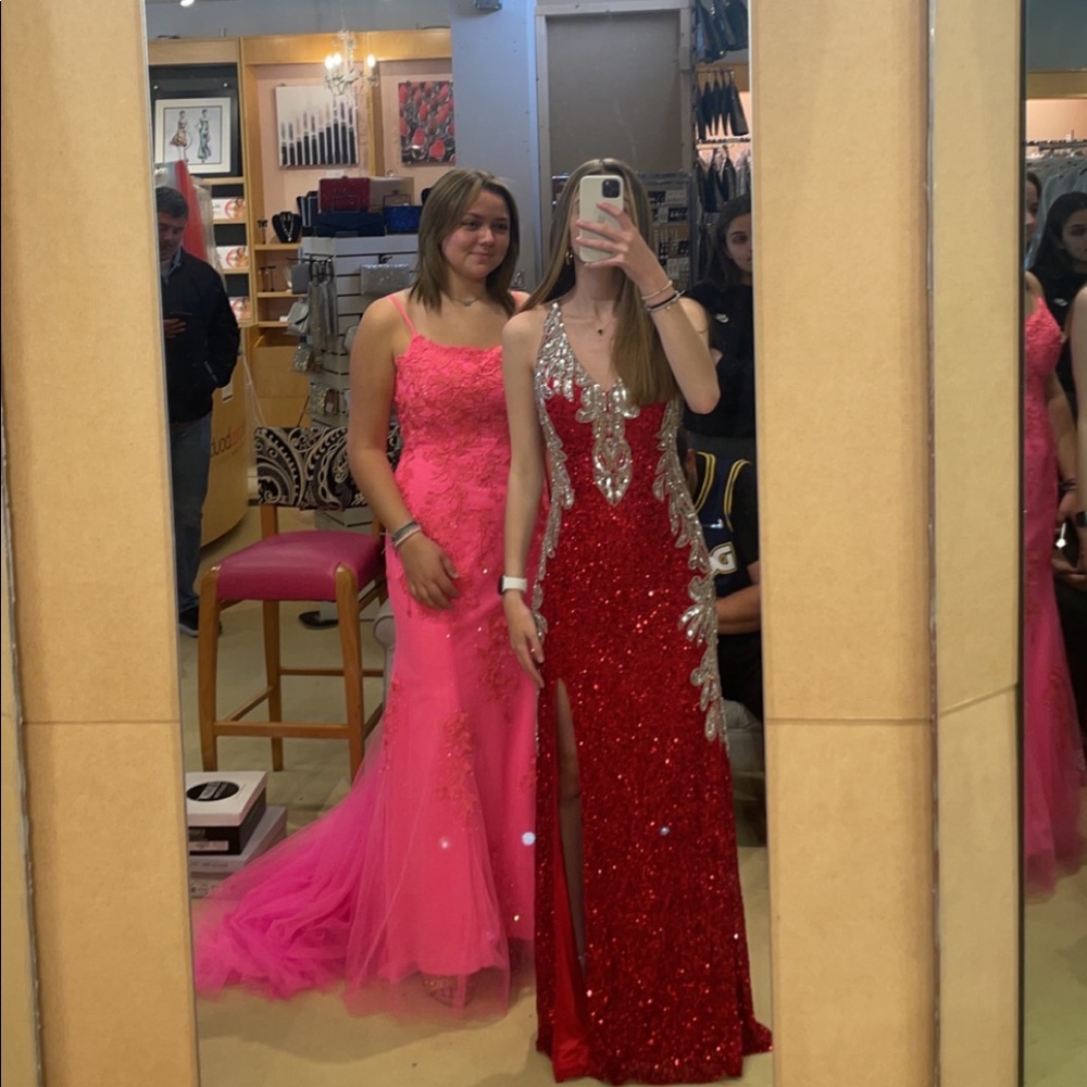 red prom dress! - Picture 1 of 5